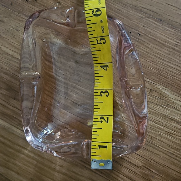 Anchor Hocking Iridescent Pink Curved Rectangular Glass Ashtray - Picture 10 of 11